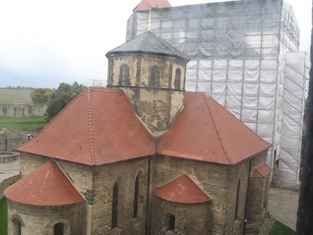 Burg Querfurt Burgkapelle mit eingerüstetem Fürstenhaus